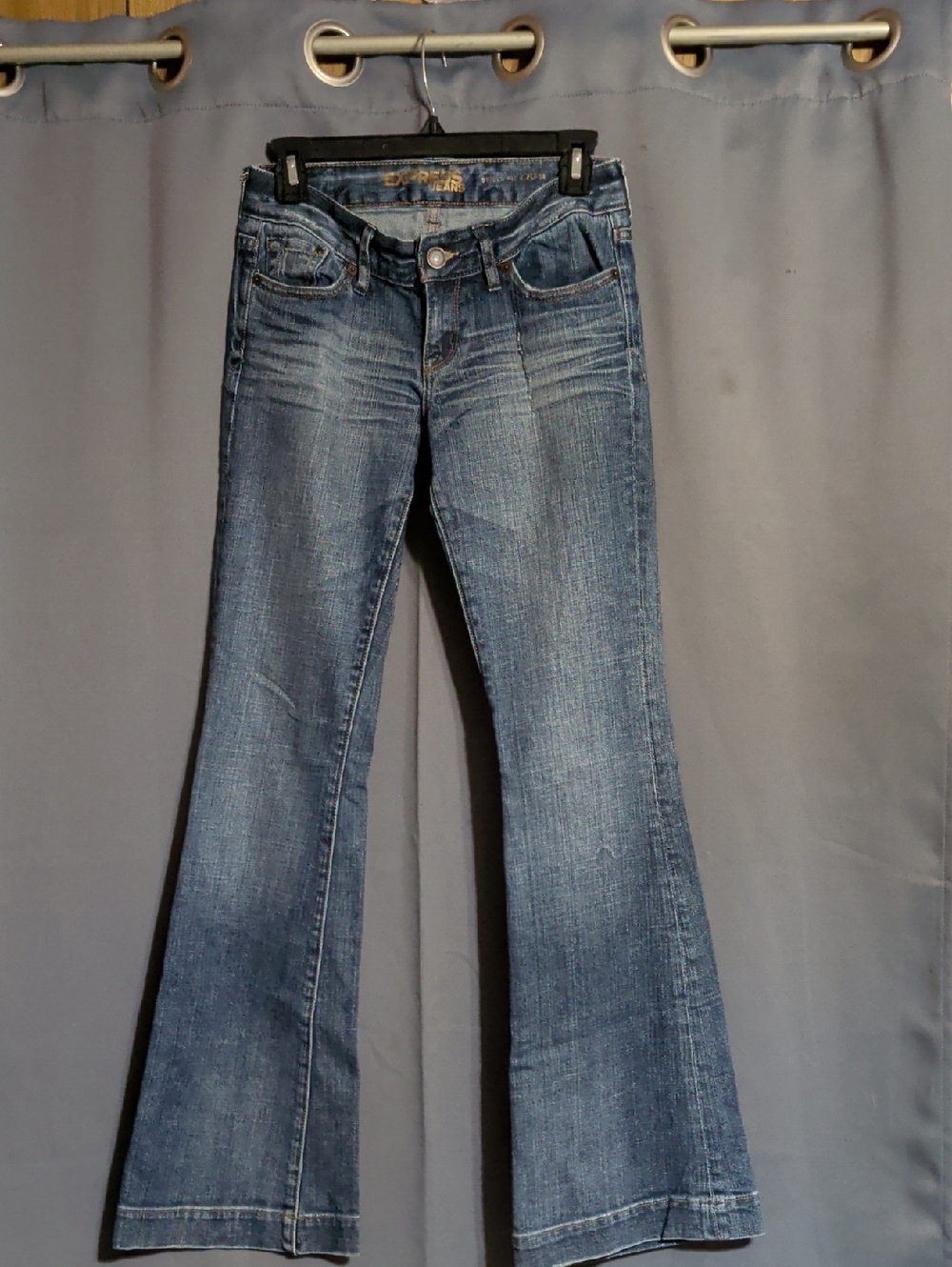 Express Women's Medium Blue Flare Jeans Size 0 Regular